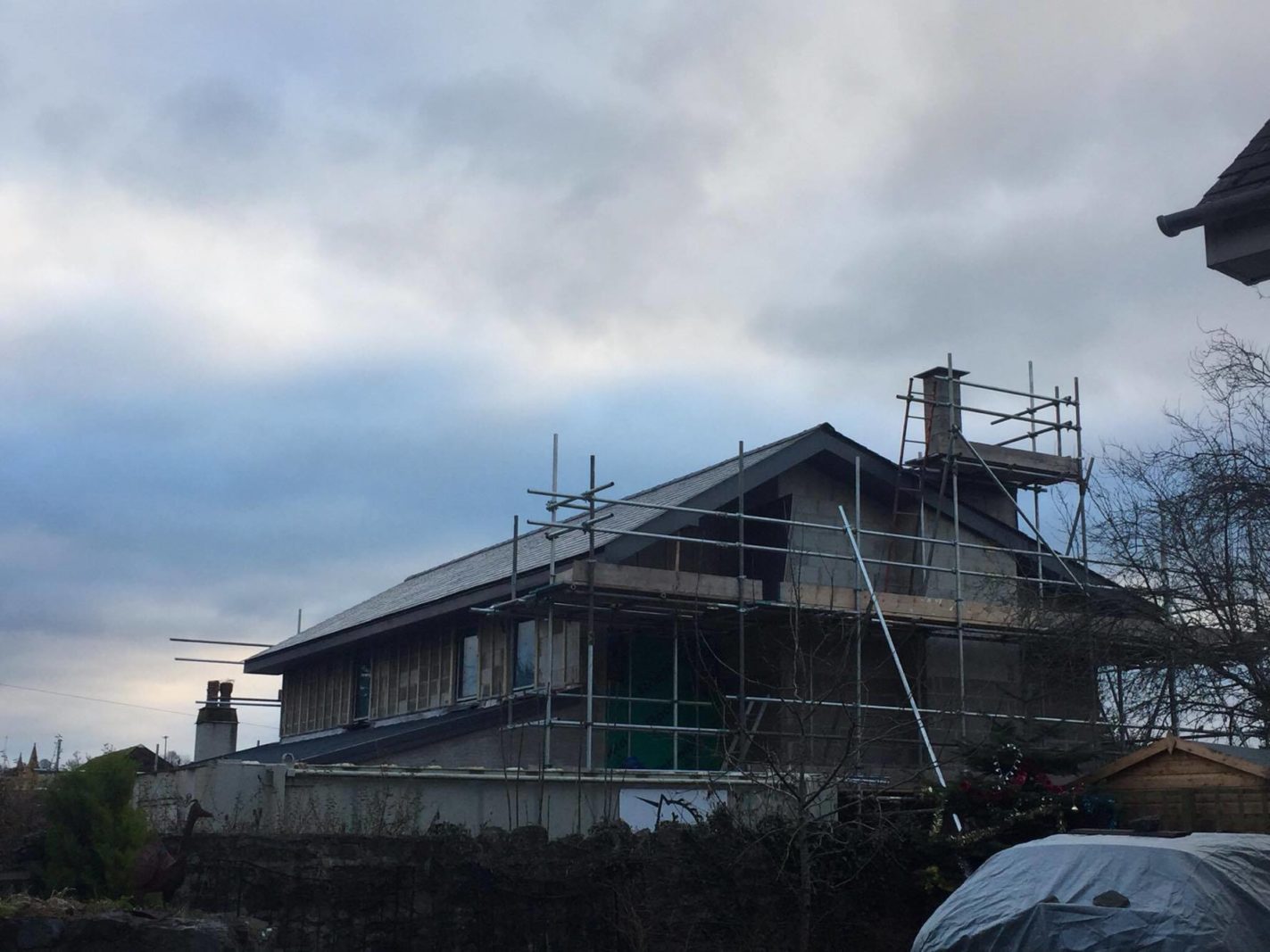 Construction of Orchard Lea continues well on site – Rud Sawers Architects, Devon